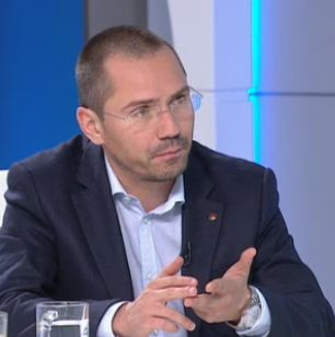 Ангел Джамбазки: Няма основания за оставка на Валери Симеонов (ВИДЕО)