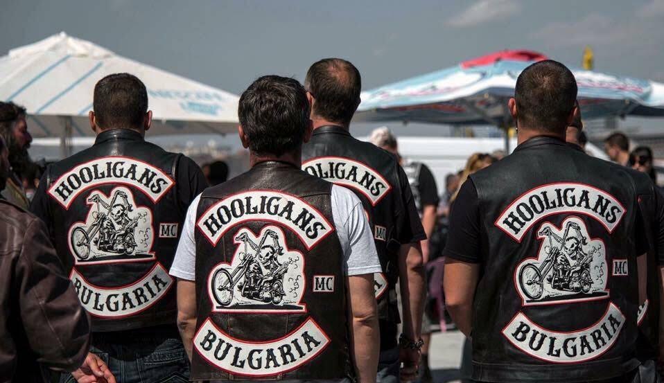 „Хулиганите“ от Бургас посрещат правнуците на Макгахан след исторически тур