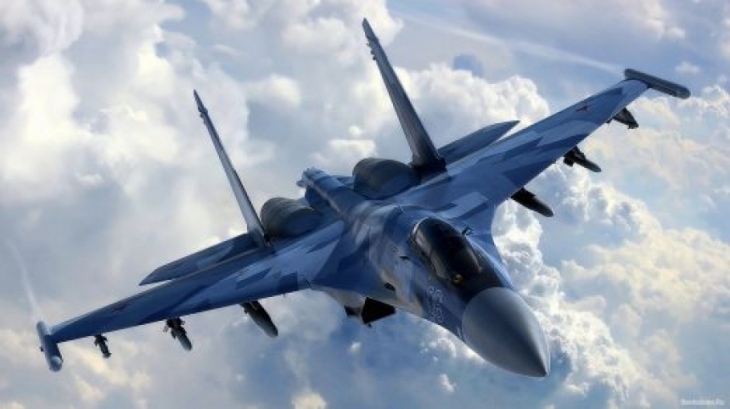 Напрежение в Балтийско море: Руски изтребител прелетял на метър и половина от US самолет (ВИДЕО)