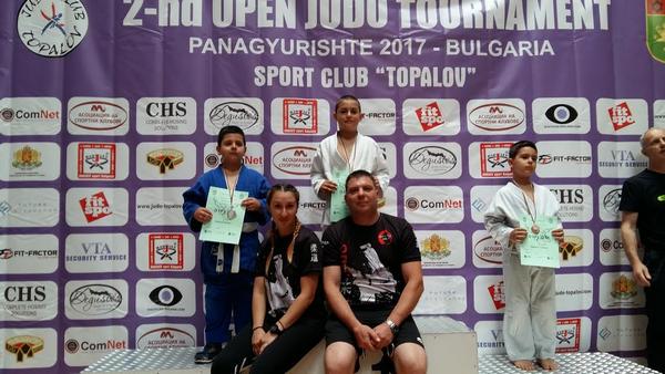 Бургаските джудисти отново с медали от международен турнир