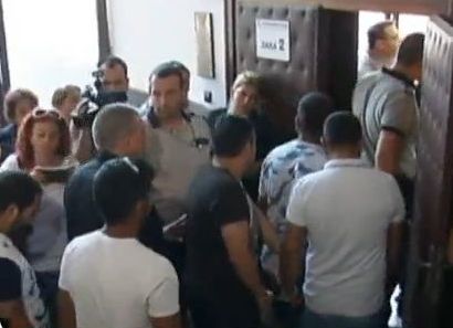 Перата и циганите от Анесовград, пребили гребците обжалват ареста си
