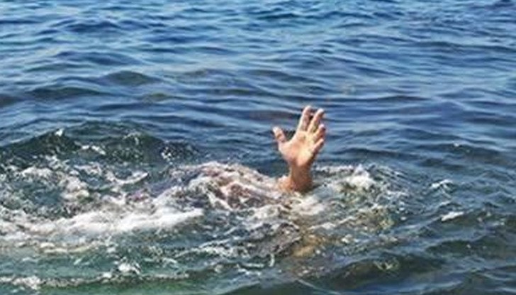 Намериха мъртво 11-годишното момиченце, което изчезна  в морето край Слънчев бряг