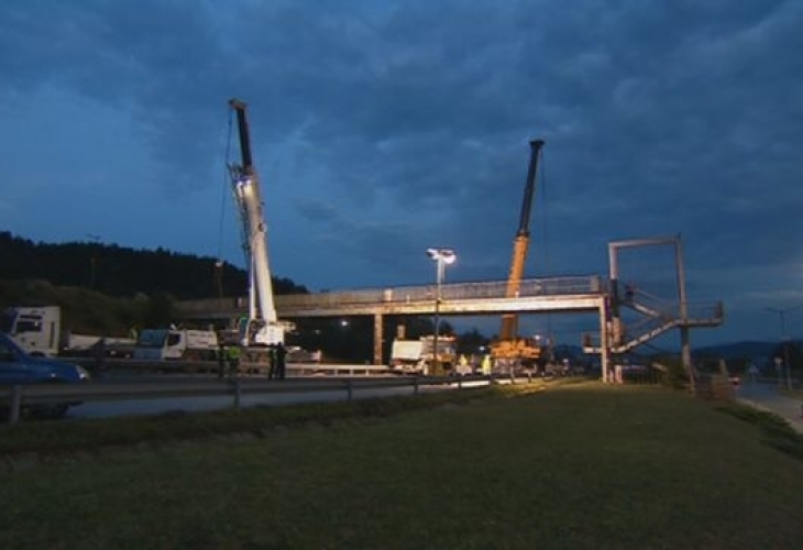 Демонтират ръждясалия пешеходния мост на магистрала "Тракия"