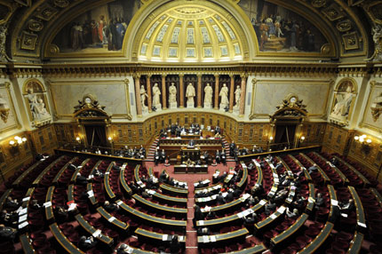 За пример! Френските депутати не могат да наемат роднини на работа в парламента