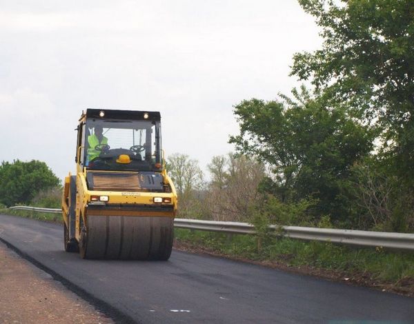 Община Средец инвестира над 230 хил. лв. за ремонт на пътища
