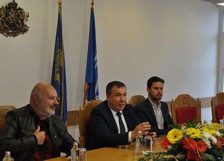 Посланикът на Република Косово Едон Цана посети Несебър