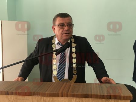 Кметът на Камено Жельо Вардунски след клетвата: Ще бъда конструктивен, но повече няма да правя компромиси