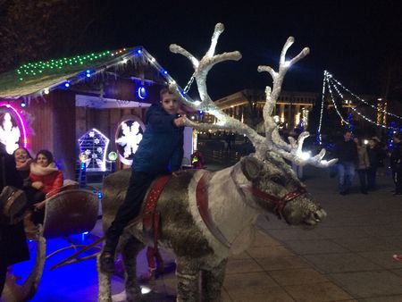 Коледният дух идва в Бургас с тридневен фестивал за малки и големи
