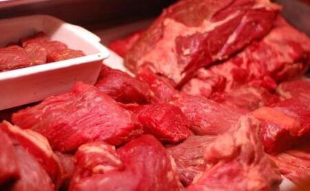 Цигани от Звездец удариха ферма край с. Близнак, задигнаха 250 кг месо