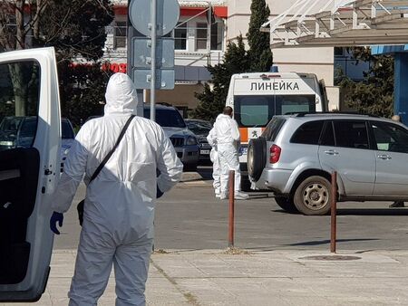 Ковид притеснително настъпва в Бургаска област, вече има над 200 хоспитализирани
