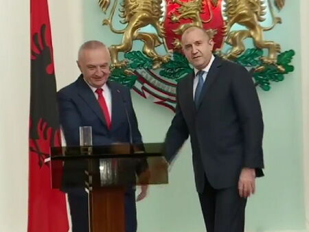 Албания праща взвод у нас заради Русия, президентите ни искат разследване на зверствата в Буча