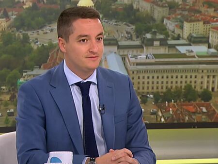 Божанков: Слави Трифонов ще бъде запомнен с предателство, парламентът е превзет от мафията