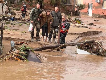 Правят нов оглед на щетите в наводнените села в Карловско