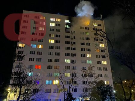 Студентите са евакуирани, стана ясна причината за големия пожар в кампуса в Бургас