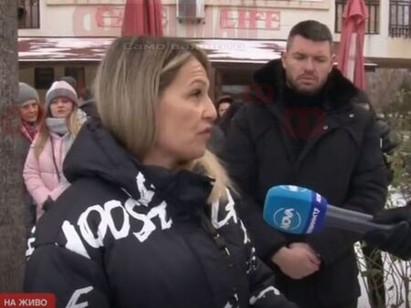 Родители от Несебър протестират заради високите цени на ученическите карти до Бургас