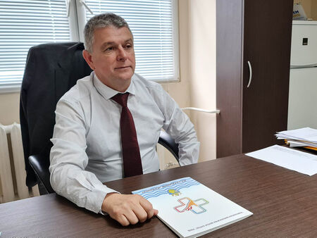 Проф. Христо Бозов поздрави онкомедиците за 7 април, даде отчет за развитието на КОЦ-Бургас в последната година