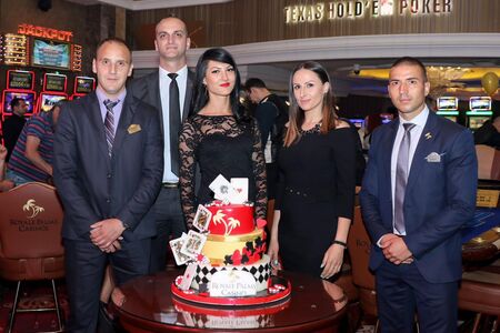 С грандиозно парти и много награди Casino Royale Palms ще отбележи подобаващо рождения си ден