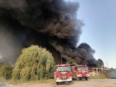 Екипи на ЮИДП се бориха с 8 пожара през последните 24 часа