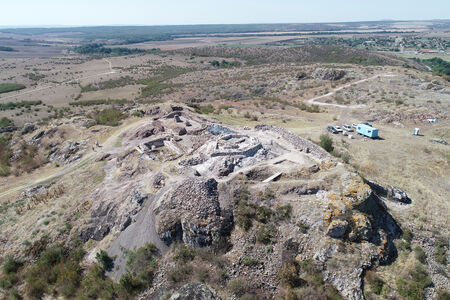 Ценна находка е открита при разкопките на средновековния град Русокастро