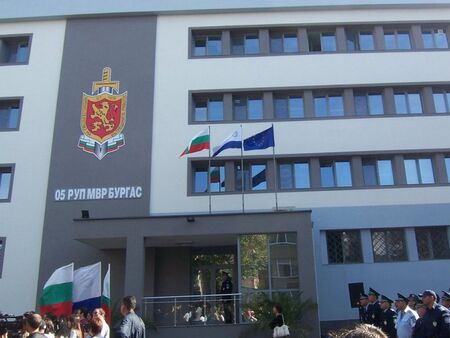 Реновират службите на МВР в Бургас по Плана за възстановяване
