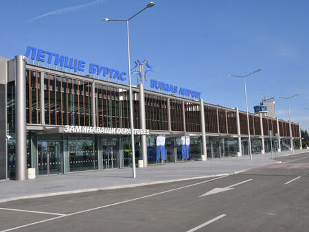 Преосмислят концесията за летището, ако „Фрапорт“ продължава да игнорира Бургас за сметка на Варна
