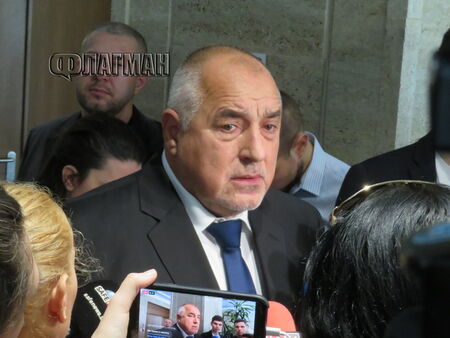 Борисов държи на вътрешния министър и е бесен на ПП и медиите