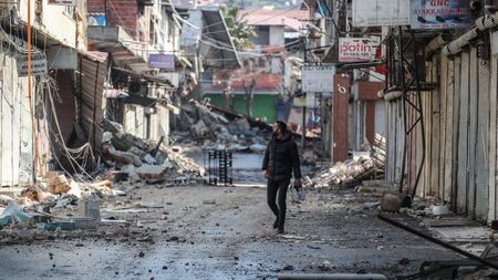 Четирима сеизмолози в един глас вещаят апокалипсис в Турция