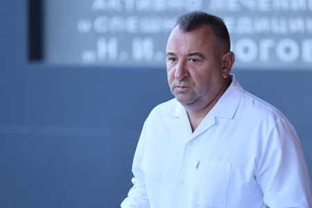 Новият здравен министър отмени заповедта за уволнението на шефа на "Пирогов", който бе трън в очите на ПП-ДБ