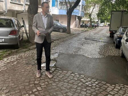 Кметът Димитър Николов съобщи добра новина - започва ремонт на най-окаяната улица в ж.к."Възраждане"