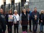 Протест пред Съдебната палата в София, близките на загиналия Филип настояват за справедливост