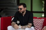 Бомба! Забрави за Даниела, натиска се с известна певица в заведение