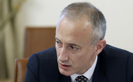 Съпругата на Пламен Бобоков блесна в галерията на Ники Младжов (СНИМКИ)