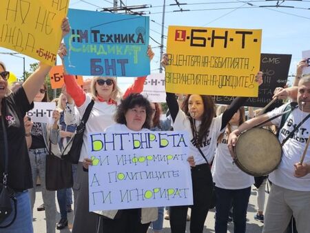"Шоуто на Слави" отива в историята след 19 години на екран