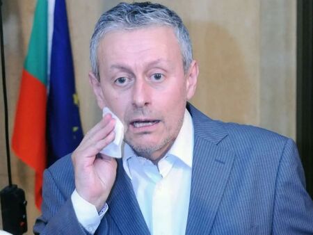 "Шоуто на Слави" отива в историята след 19 години на екран