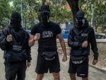 Локали пребиха мъж, докато разхожда кучето си в парка