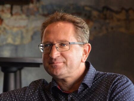 Утре Маргарита Петкова представя премиерно новата си книга „Тъй рече Виктор“ в Бургас
