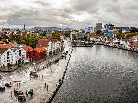 Уникална страна дава заплата до 9000 лв.