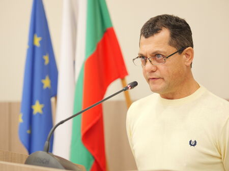 ОбС се съгласи да продаде земята под фурна „Лазур“ на Станимир Петков