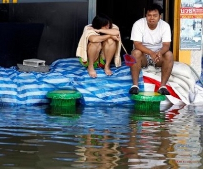Над 500 загинали от наводненията в Тайланд