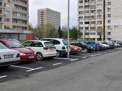 Общината направи още 22 нови паркоместа в “Славейков”