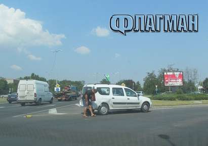 Ад за шофьорите на кръговото на изхода на Бургас към София, колоните са във всички посоки