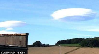 НЛО като облак лети над Шотландия