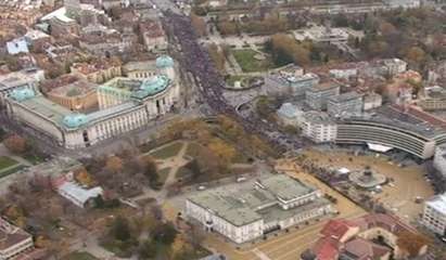 БСП филмира от въздуха митинга си (видео)