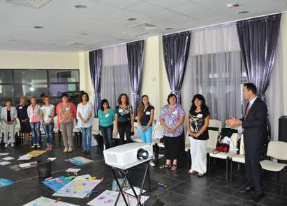 Обучават учителите, които ще преподават английски в бургаските детски градини