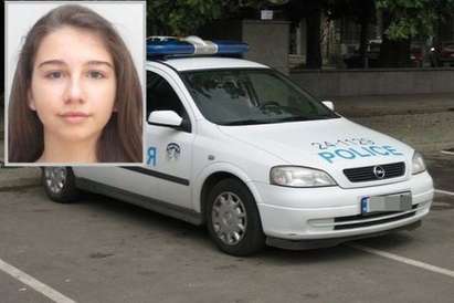 Изненадващо: Изчезналата 15-годишна Мари снимана днес с двама яки мъжаги в Пловдив