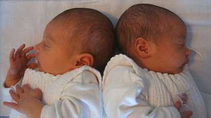 Невероятно! Близнаци се родиха в две различни години