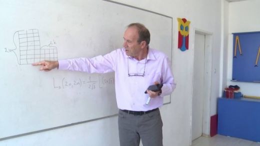 Учител и ученик от Кърджали направиха пробив в световната математика