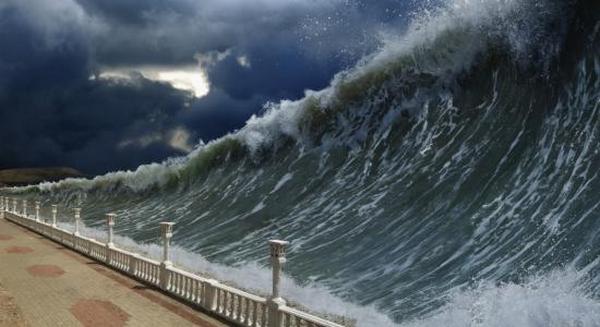 Предупреждение за цунами след мощния трус в Чили