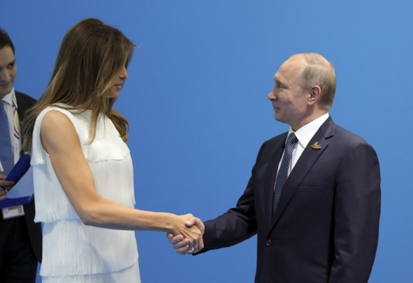 Путин се срещна за първи път с Мелания! (СНИМКА)