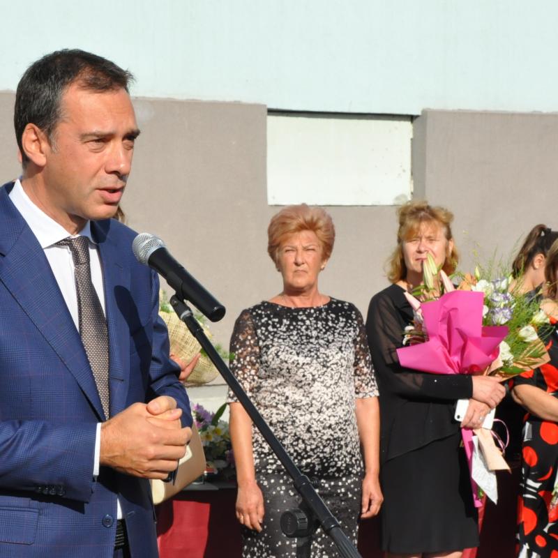 Кметът Димитър Николов създава родителски съвет, ето как да се включите